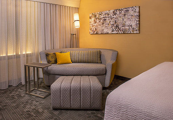 Courtyard Miami Airport West